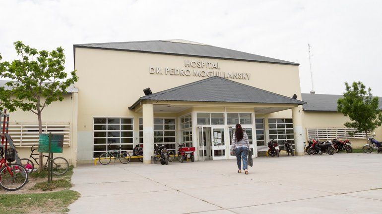 En el área de Clínica Médica del hospital local piden más enfermeros.
