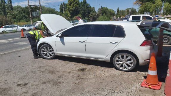 Cipoleño se trasladaba en un Golf adulterado