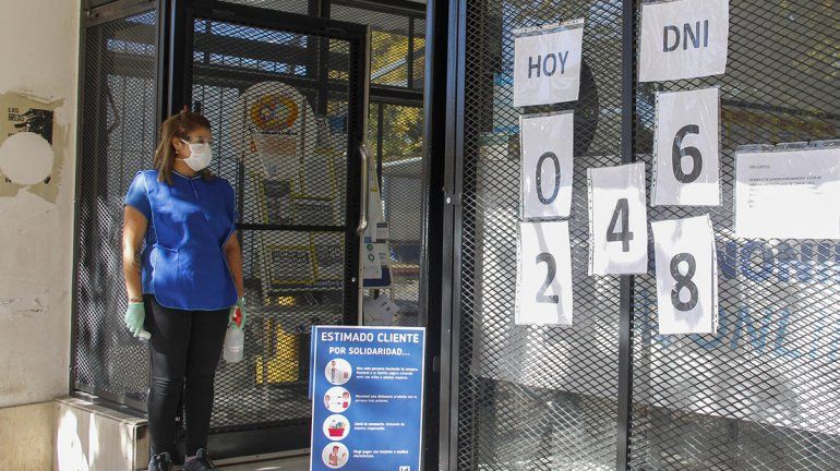 Dispar respuesta de los cipoleños a la restricción de circular según DNI