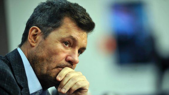 Allanaron a uno de los acusados de amenazar a Tinelli en Twitter