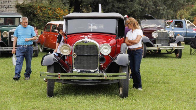 Mirá las mejores fotos del encuentro de autos clásicos