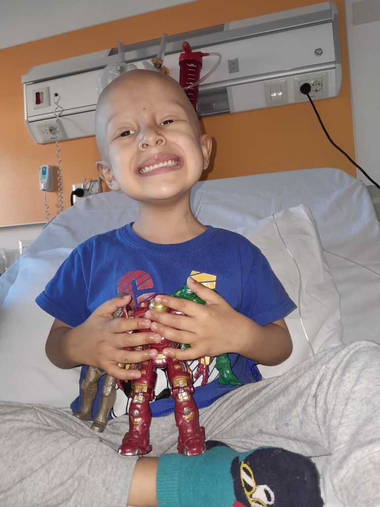 Un abuelo desesperado: Mi nieto venció al cáncer, pero no tiene agua potable en casa