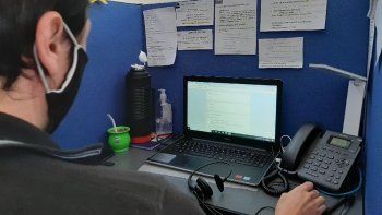 el 0800, clave para asistir a los adultos mayores