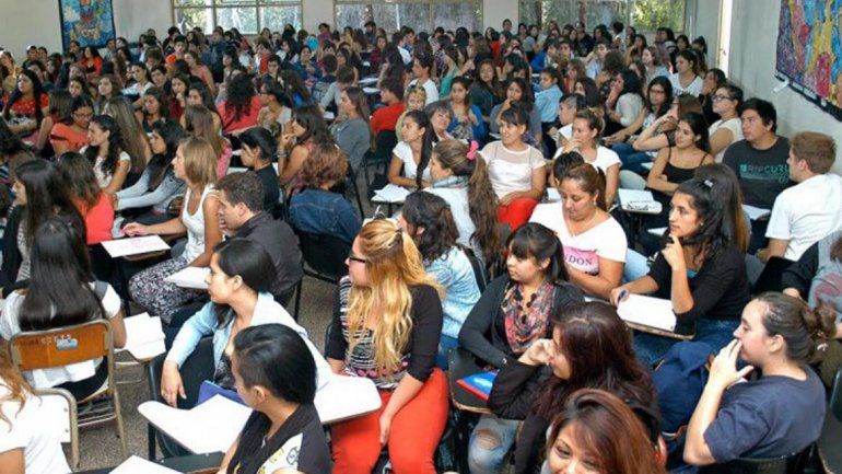 La Facultad de Ciencias de la Educación es la que posee más estudiantes en la Universidad Nacional del Comahue.