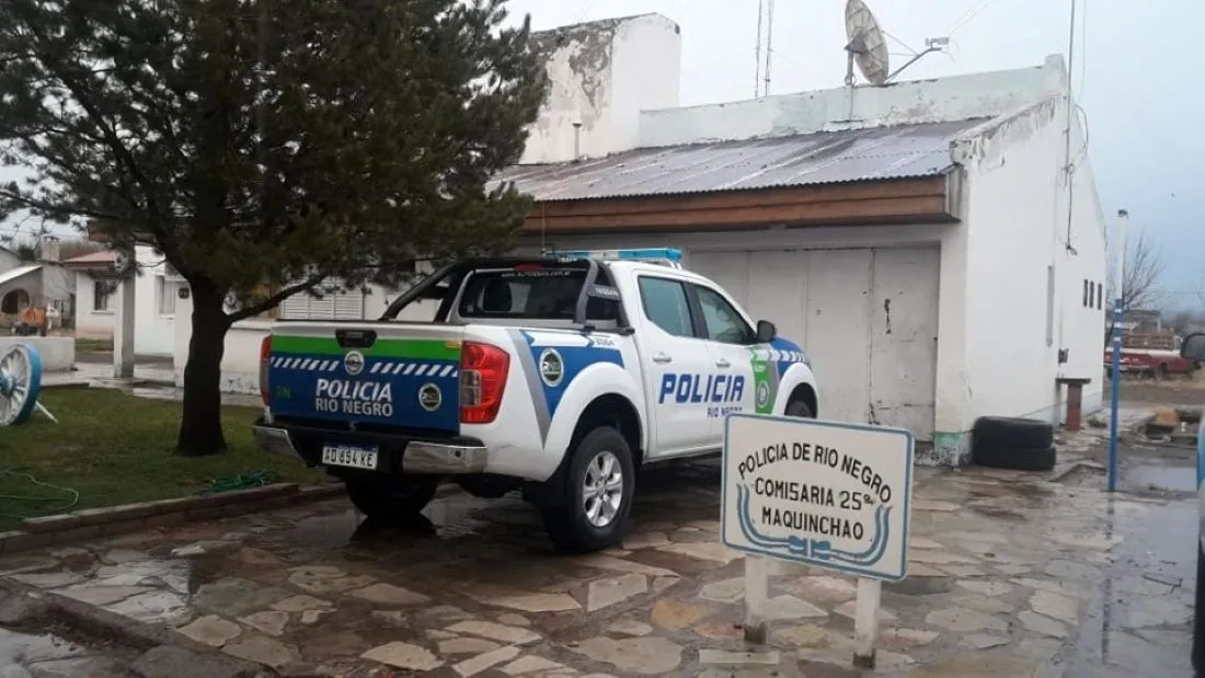 Personal de la Comisaría 25 de Maquinchao intervino en el hecho en el que murió la mujer al caer a un pozo de agua.&nbsp;