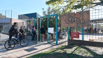 ya son doce las escuelas tomadas en caba: que reclaman los estudiantes