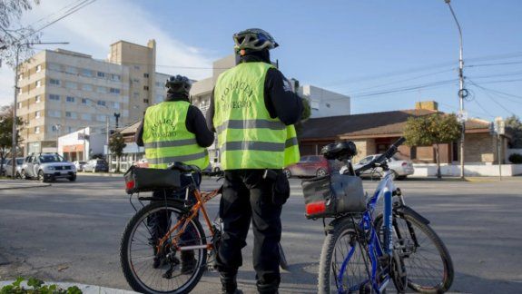 Reconocimiento salarial a estatales que trabajen en las Fiestas