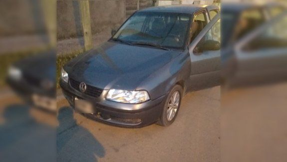 Le sacó el auto a su pareja porque estaba borracho y temía un accidente