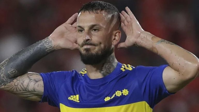 Pipa Benedetto vuelve a ser titular en el equipo de Almirón