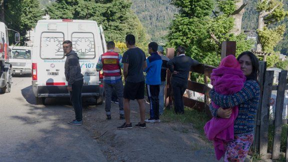 Quedó en shock mientras se quemaban su negocio y su casa