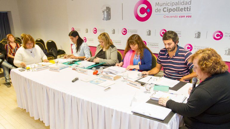 Evangélicos llevan el debate del aborto al Deliberante