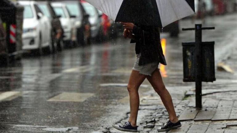 La lluvia negra genera preocupación en Argentina.