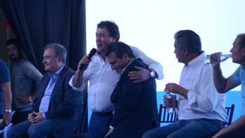 Alberto Weretilneck acompañó a Sergio Massa en su visita a Cipolletti.