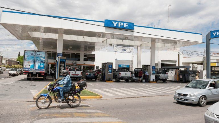 La semana próxima se espera que haya mayores precisiones sobre la fecha prevista para la implementación de la disminución del precio de las naftas.