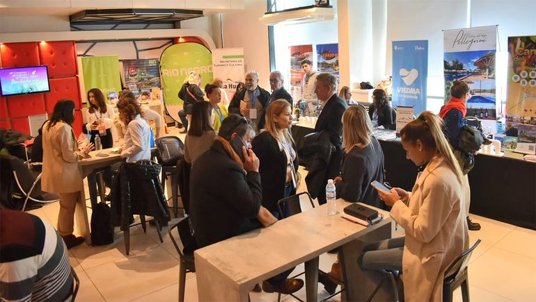 Los maravillosos destinos de Río Negro estrechan vínculo con agentes de viajes del país