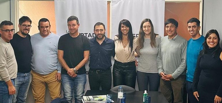 La diputada libertaria Lorena Villaverde se reunió con intendentes radicales y de JSRN