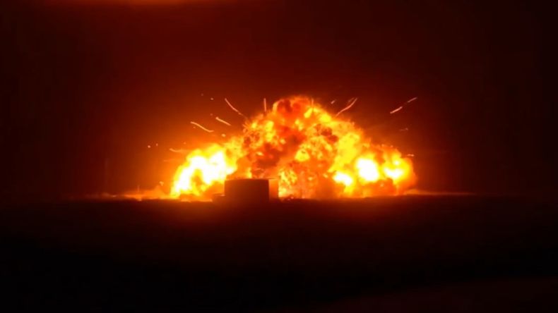 Así explotó el cohete New Glenn de Blue Origin, la empresa espacial de Jeff Bezos, en una prueba en Florida. | LMCipolletti.com Así explotó el cohete New Glenn de Blue Origin, la empresa espacial de Jeff Bezos, en una prueba en Florida.