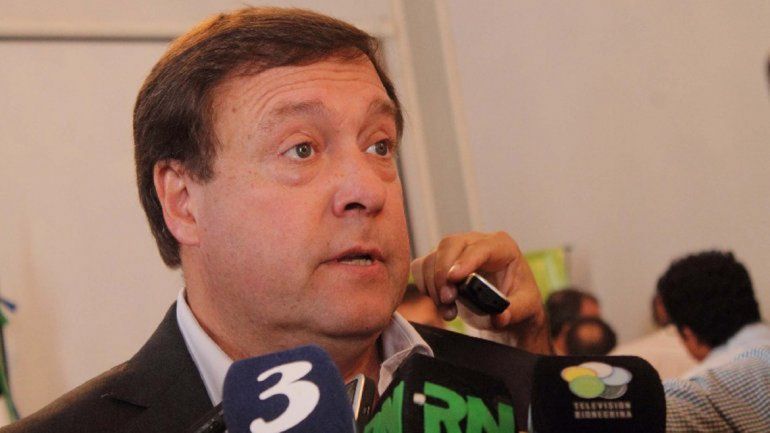 El techo para negociar salarios será del 17 por ciento anual para los estatales 