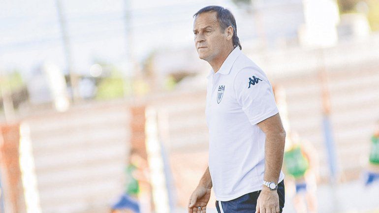 Homann dirigirá desde dentro del campo de juego.