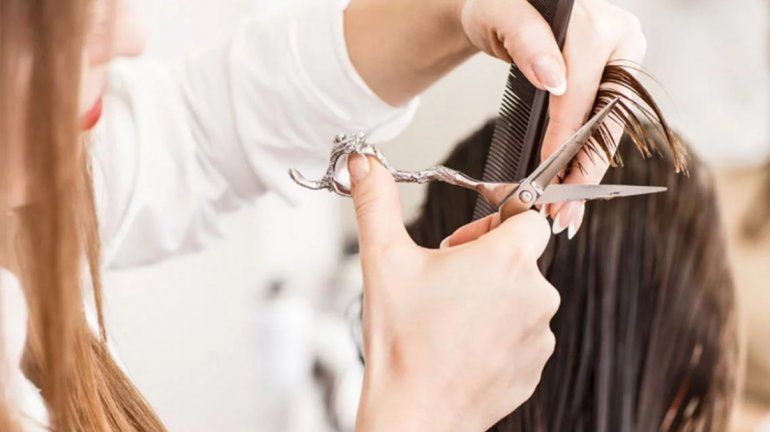 El drama de los peluqueros que no pueden trabajar por la cuarentena