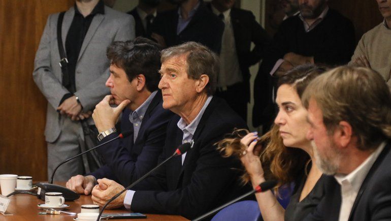 Hubo dictamen favorable para el proyecto de alcohol cero