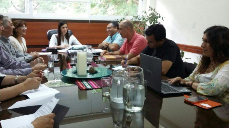 UnTER en estado de alerta por falta de propuesta salarial