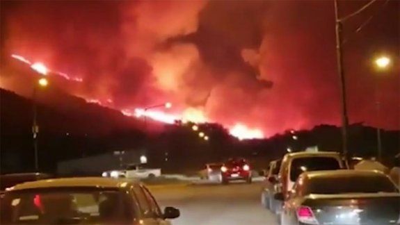 Tremendo incendio forestal en Esquel