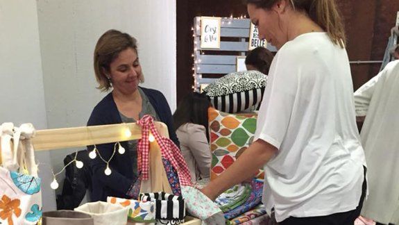 La feria Le Chic! viene funcionando con éxito de público y organización.