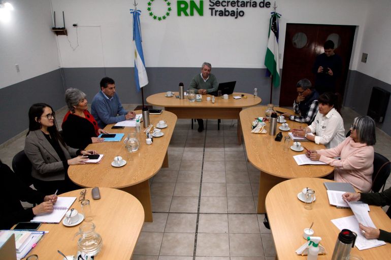 El lunes 25 de agosto se llevó adelante una nueva audiencia paritaria en la Secretaría de Trabajo de Viedma.