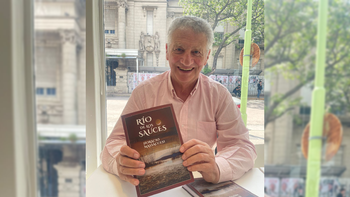 El libro toma al río Negro como un recurso estratégico que forjó el progreso del Alto Valle. | LMCipolletti.com El libro toma al río Negro como un recurso estratégico que forjó el progreso del Alto Valle.