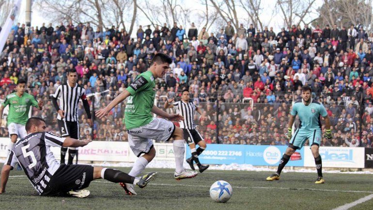 Reviví la pasión albinegra en la primera semifinal contra Gimnasia