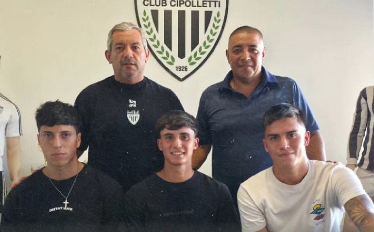 Tres juveniles firmaron su primer contrato profesional en Cipo.