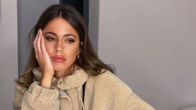 Tini frenó su show por un incendio en el escenario