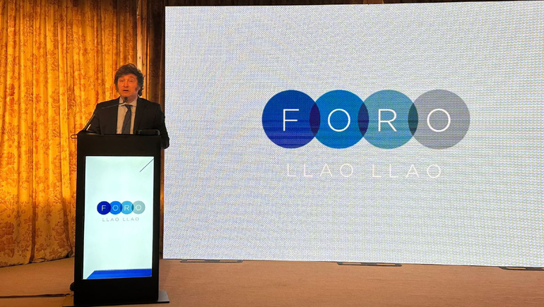 Javier Milei habló sobre la inflación y aseguró que se viene un mes complicado.