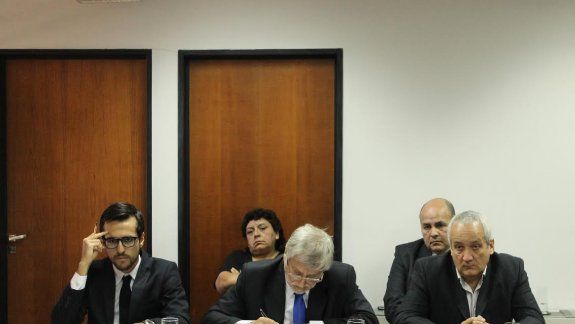 Con los alegatos de la Fiscalía y las defensas, la Sala A de la Cámara en lo Criminal de Viedma, concluyó este miércoles el debate en la causa judicial por el presunto delito de administración fraudulenta de fondos públicos.