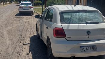 El Volkswagen Gol robado en Cipolletti apareció en Choele Choel.&nbsp;