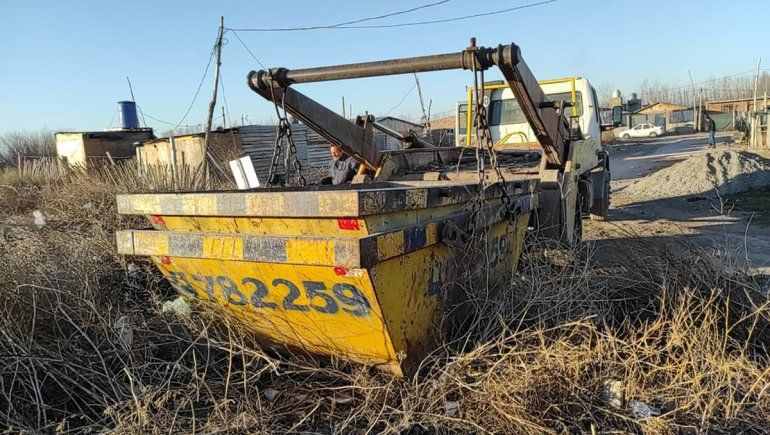 El Municipio arrancó la campaña de limpieza en la 10 de Febrero