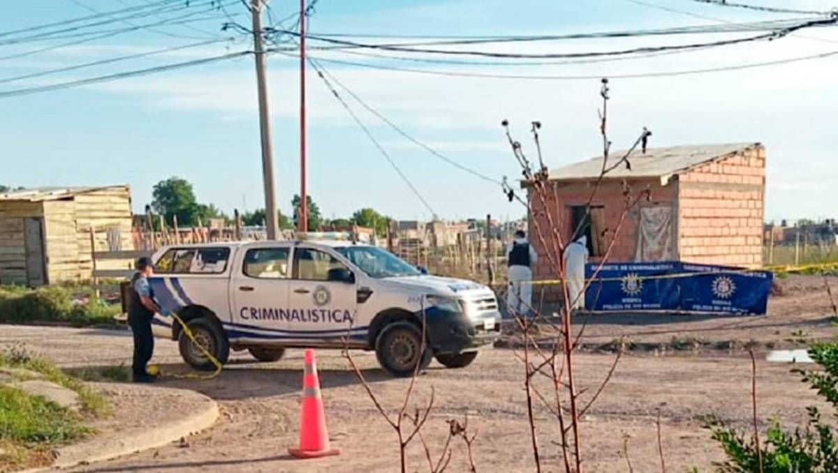 El hombre estaba parado en la puerta de su casilla. Foto: Gentileza Diario 10.