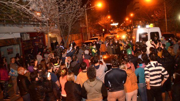 Los comerciantes no van a cerrar y temen una revuelta social