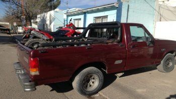 ladrona rescato a su pareja acorralada por vecinos