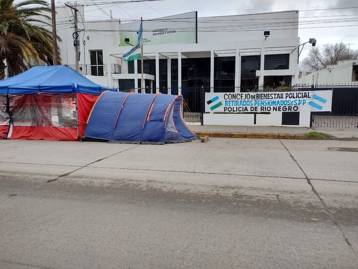 Acampan reclamando frente al Ministerio de Seguridad&nbsp;