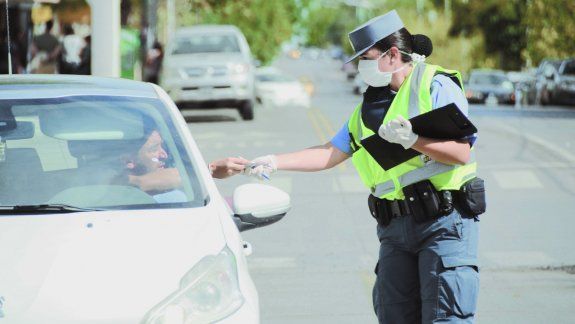 Habilitan permiso excepcional para que regresen los varados dentro del país