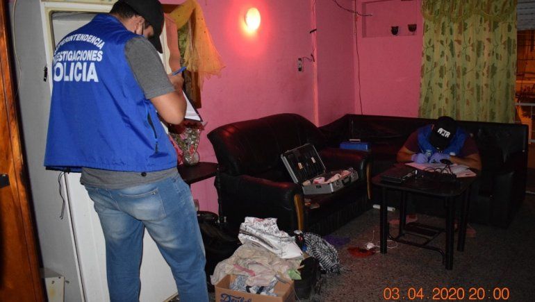 En plena cuarentena dieron con dos prostíbulos colmados en Neuquén