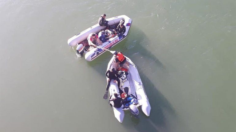 Buscan intensamente a un joven que desapareció mientras se bañaba en el Dique Ballester