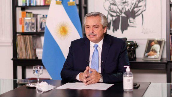 Fernández anunció nueve días de cuarentena estricta
