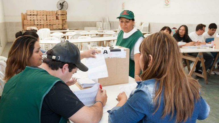 Según los fiscales de cada lista