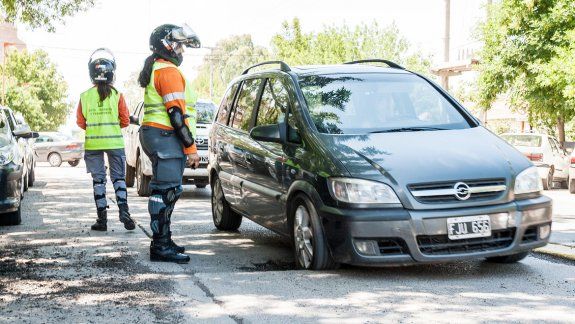Después de los accidentes, los inspectores tuvieron que quedarse en el lugar para evitar más problemas.