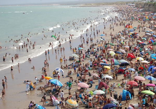 Las Grutas recibe el 2012 con un 75% del alojamiento cubierto