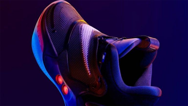 Como en Volver al Futuro: Nike presenta su nueva versión de las zapatillas que se atan solas