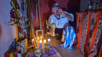 El Brujo Atahualpa, la fija Mundial: cómo le irá a Argentina y las cábalas antimufa